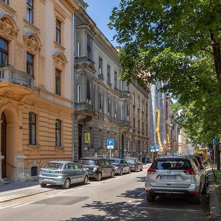 Cozy And Bright 1Bdr Apartment In The City Center! ザグレブ エクステリア 写真