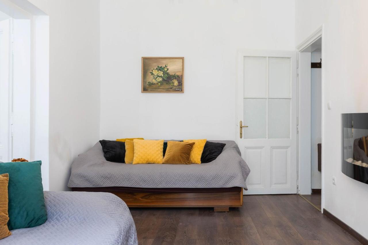 Cozy And Bright 1Bdr Apartment In The City Center! ザグレブ エクステリア 写真