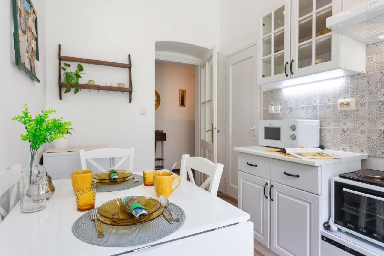 Cozy And Bright 1Bdr Apartment In The City Center! ザグレブ エクステリア 写真