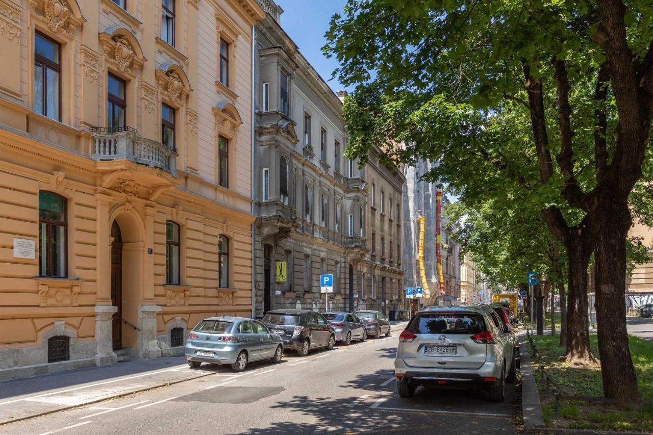 Cozy And Bright 1Bdr Apartment In The City Center! ザグレブ エクステリア 写真